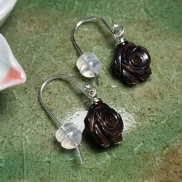 Gorgeous Timeless Natural Chocolate Brown Rose Carved Shell Earings - Picture 12 of 15